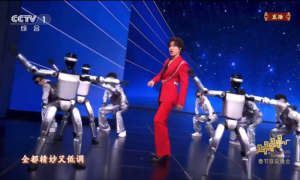 魔法原子春晚首秀 机器人走出单一“表演时代”